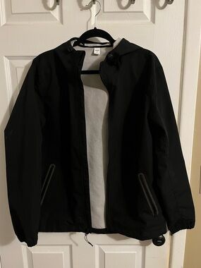 Men’s Old Navy Water Resistant Rain Jacket - Size Medium